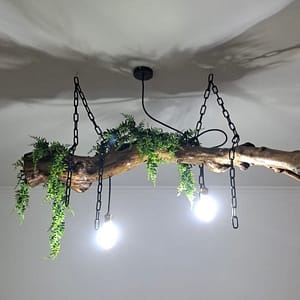 LAMPADARIO COMPLETAMENTE IN LEGNO LAVORATO